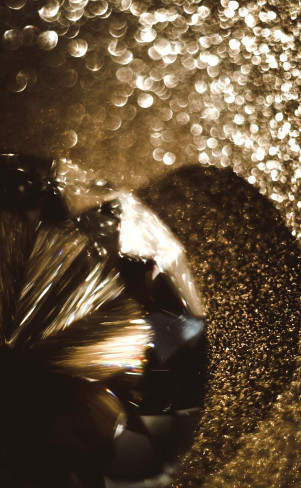 Understated brilliance. Subtle sparkle.